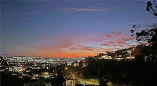 8017 Floral Ave, Los Angeles, CA 90046