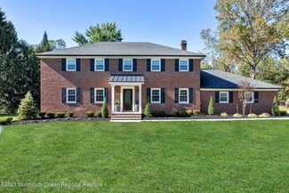 56 Carriage Hill Dr, Colts Neck, NJ 07722