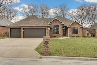 3310 S Linden Ave, Springfield, MO 65804