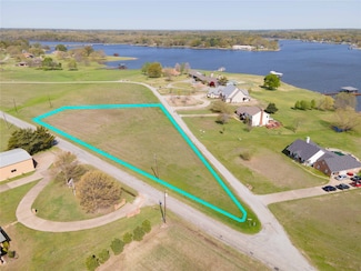 2110 Lake Side, Bonham, TX 75418