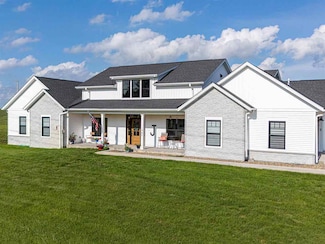 1904 Charles Ave, West Branch, IA 52358