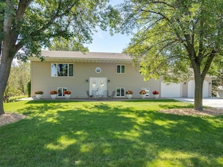 6580 156th St E, Hastings, MN 55033