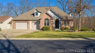 40 Osage Highlands Dr, Kaiser, MO 65047