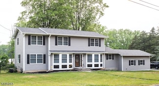 5 Mountain View Ave, Long Valley, NJ 07853