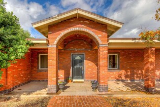 1026 W Rio Salado Pkwy, Mesa, AZ 85201