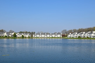 7756 W Tuckaway Shores Dr, Franklin, WI 53132