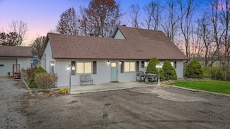 22263 Illinois 133, Oakland, IL 61943