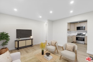 1333 Barry Ave Unit 3, Los Angeles, CA 90025