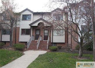 4004 Birchwood Ct, North Brunswick, NJ 08902