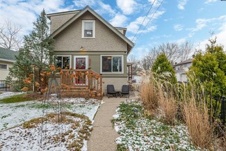 654 Sherwood Ave, Saint Paul, MN 55106