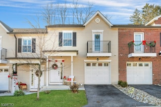 19 Gregg Ct, Newton Town, NJ 07860