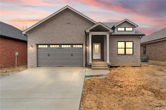 4648 Red Tail Ridge, Jeffersonville, IN 47130