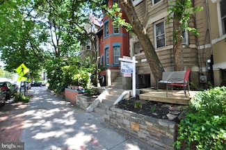 1904 Calvert St NW Unit 3, Washington, DC 20009