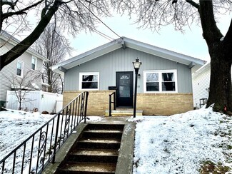 3222 11th St SW, Canton, OH 44710
