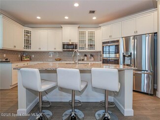 4836 Four Lakes Cir SW, Vero Beach, FL 32968
