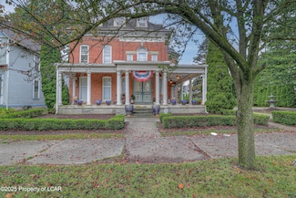 31 Exeter Ave, West Pittston, PA 18643