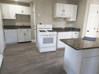 762 Gorham St Unit 3, Lowell, MA 01852