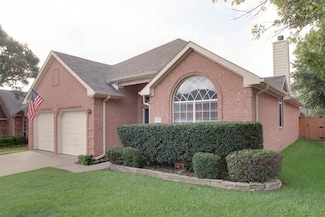 2320 Suntree Ln, Flower Mound, TX 75022