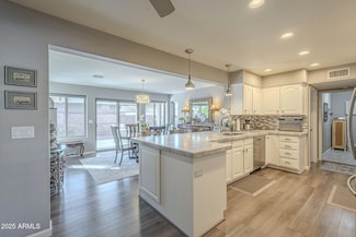 8305 E Lomita Ave, Mesa, AZ 85209