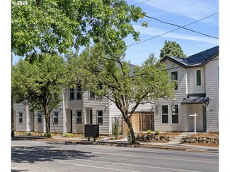 6667 N Fessenden St Unit 24, Portland, OR 97203