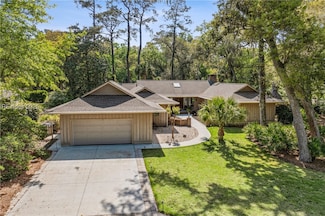 2 Red Maple Rd, Hilton Head Island, SC 29928