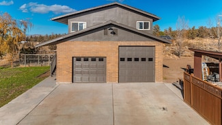 65280 94th St, Bend, OR 97703