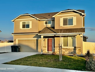 519 Lacoursiere St, Moxee, WA 98936