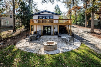 233 Lakeshore Dr, Eatonton, GA 31024