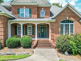 124 Iverleigh Ln, Jacksonville, NC 28540