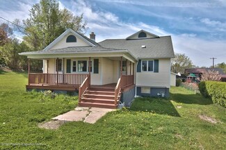 460 Delaware St, Jermyn, PA 18433