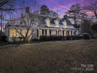 429 S Ridgecrest Ave, Rutherfordton, NC 28139
