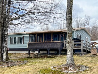 161 Stanhope Mill Rd, Lincoln, ME 04457