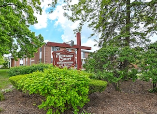 6143 W Howard Ave Unit 9, Milwaukee, WI 53220