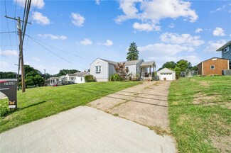2060 Guffey Rd, Irwin, PA 15642