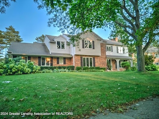 1084 Applegate Ln, East Lansing, MI 48823