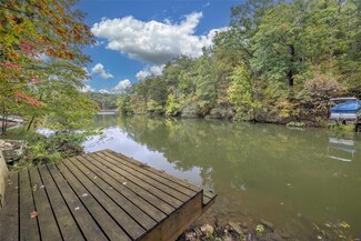 249 Wanderfern View Dr, Innsbrook, MO 63390