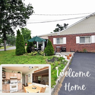 1 Walnut St Unit A, Toms River, NJ 08757