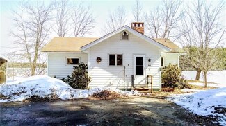 514 W Shore Dr, Acton, ME 04001