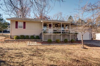23266 E Mockingbird, Golden, MO 65658