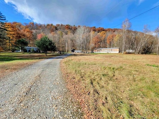 122 Sandy Meadow Dr, Brandon, VT 05733