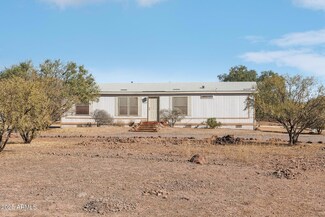 44029 N 12th St, New River, AZ 85087