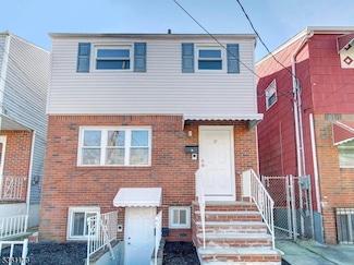 21 Freedom Place, Jersey City, NJ 07305
