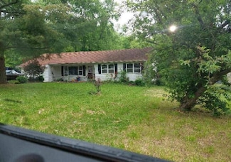 409 Puetz Ln, Gray Summit, MO 63039