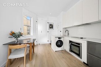 633 E 11th St Unit 24, New York, NY 10009