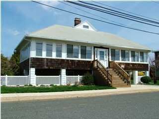 118 E St, Seaside Park, NJ 08752