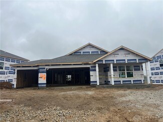 1282 Baybury Ave, Xenia, OH 45385