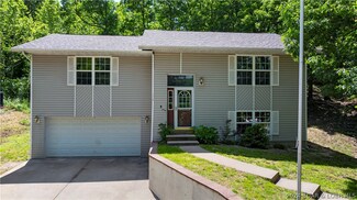 118 Shadow Oaks Rd, Camdenton, MO 65020