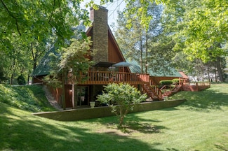 9324 Saint Joe River Rd, White Pigeon, MI 49099