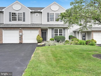 130 Peregrine Ln, Hummelstown, PA 17036