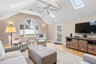 23 Anthony Rd, Bedford, MA 01730